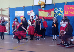 Hiszpanię prezentuje klasa IIIb