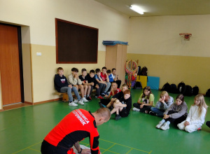 Zajęcia z pierwszej pomocy w klasie VIa