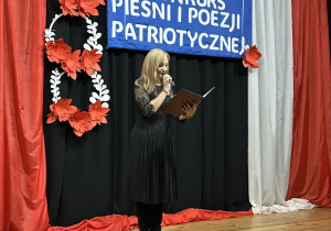 Pani Dyrektor Elżbieta Wilczyńska otwiera konkurs