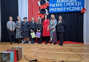 Nagrodzeni w kategorii: klasy VII- VIII oraz organizatorzy i zaproszeni goście