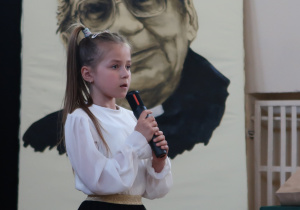 Małgosia Ryś recytuje wiersz